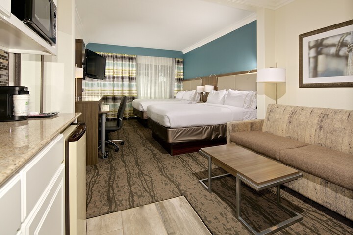 Room 19 of 46