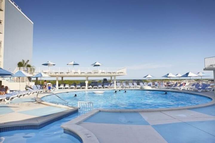 Pool 7 of 70