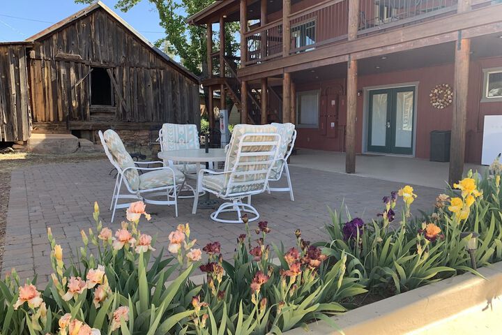Beeline Guest House
