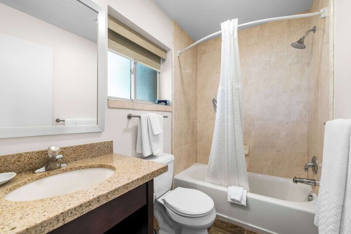 Best Western Driftwood Inn