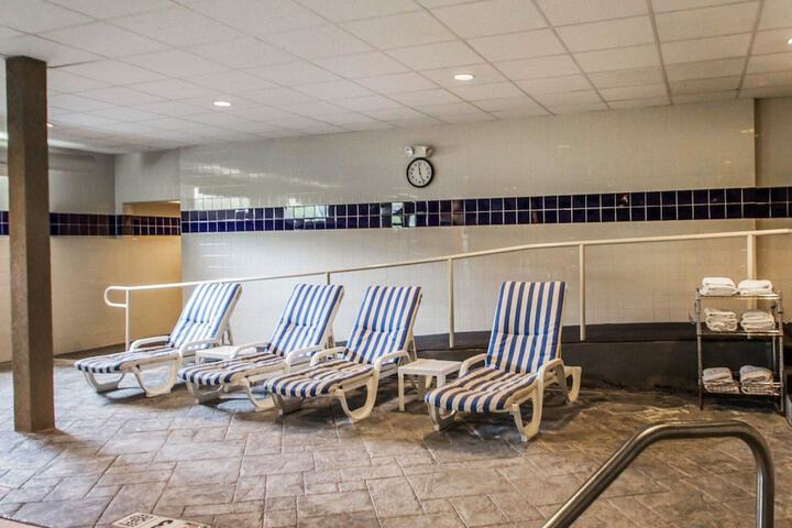 Sleep Inn & Suites Niantic North
