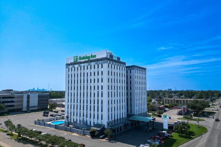 Holiday Inn Metairie New Orleans by IHG