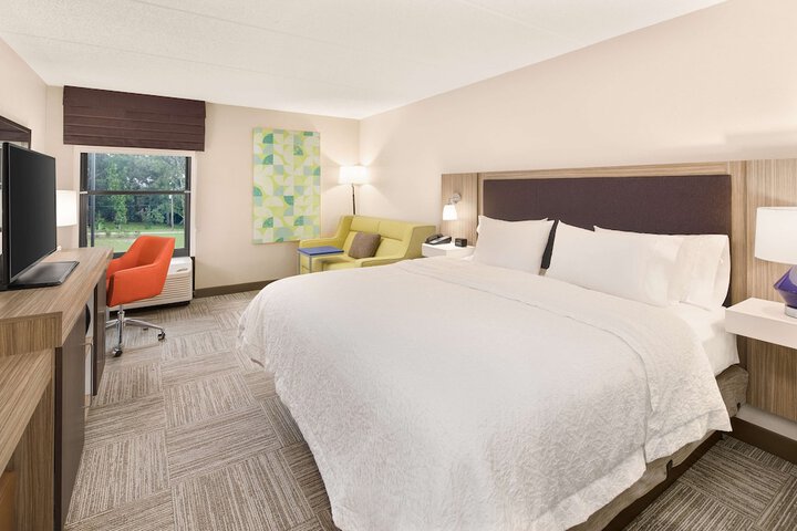Room 10 of 30
