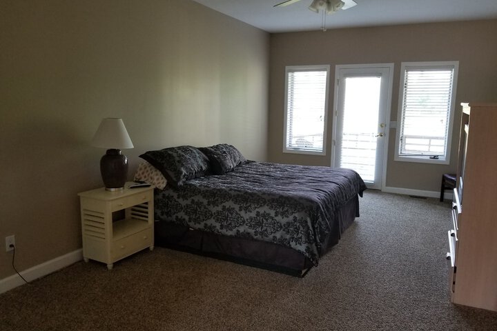 Room 11 of 20