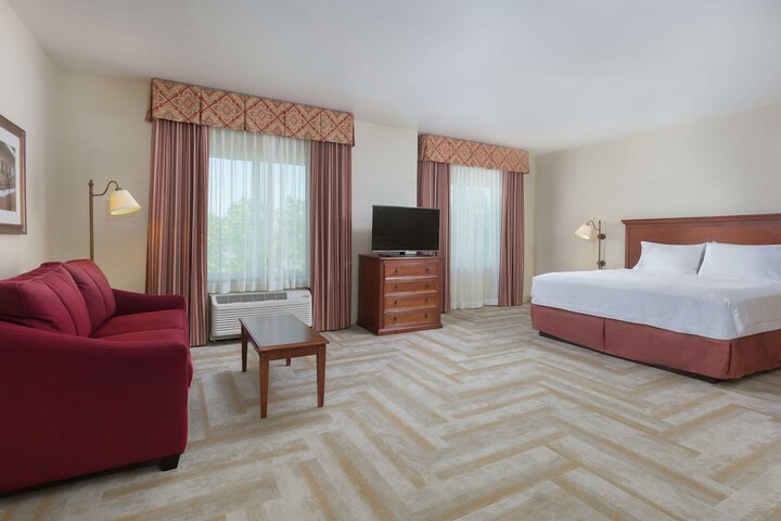 Room 12 of 38