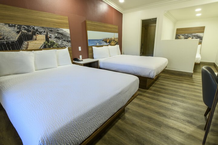 Room 12 of 43