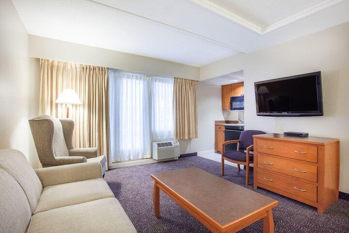 Super 8 by Wyndham Castlegar BC