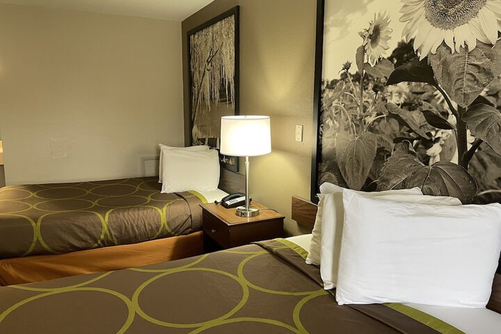 Room 46 of 62