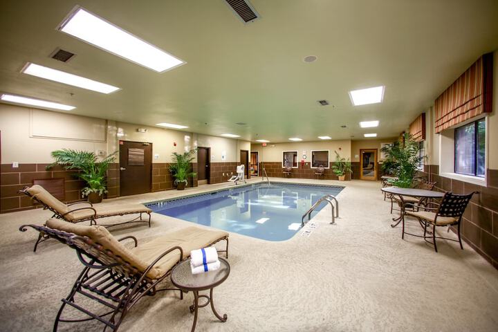 Pool 19 of 81