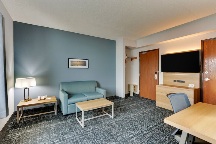 Room 22 of 53