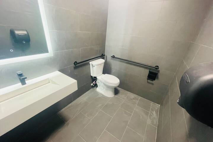 Luxor Inn & Suites a Travelodge by Wyndham