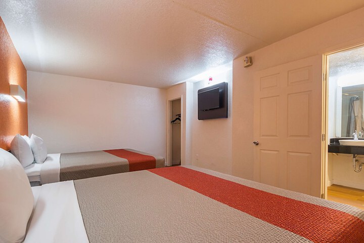 Motel 6 Garland TX - Northeast Dallas
