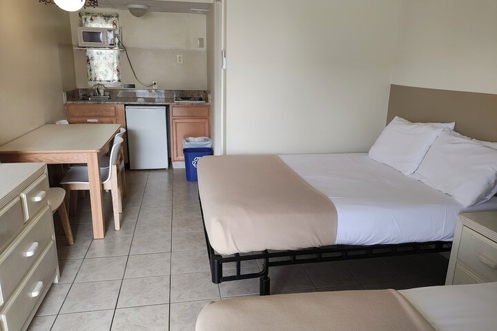Condor Motel