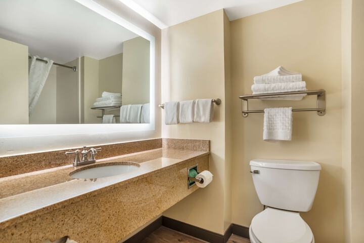 Room 7 of 26
