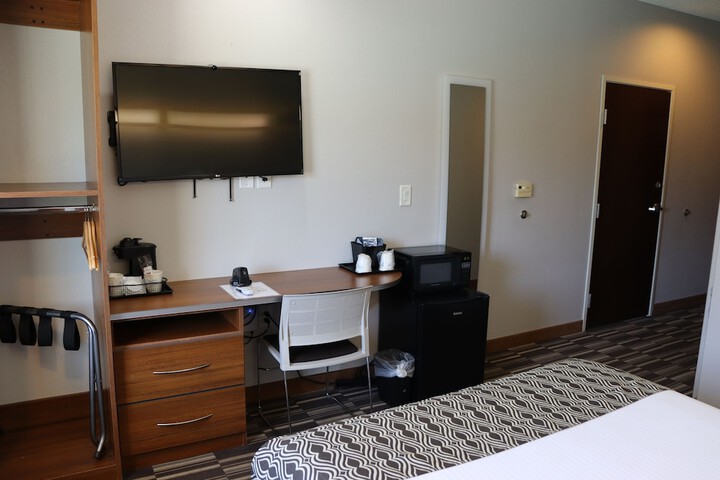 Microtel Inn & Suites by Wyndham Columbus / Near Fort Benning
