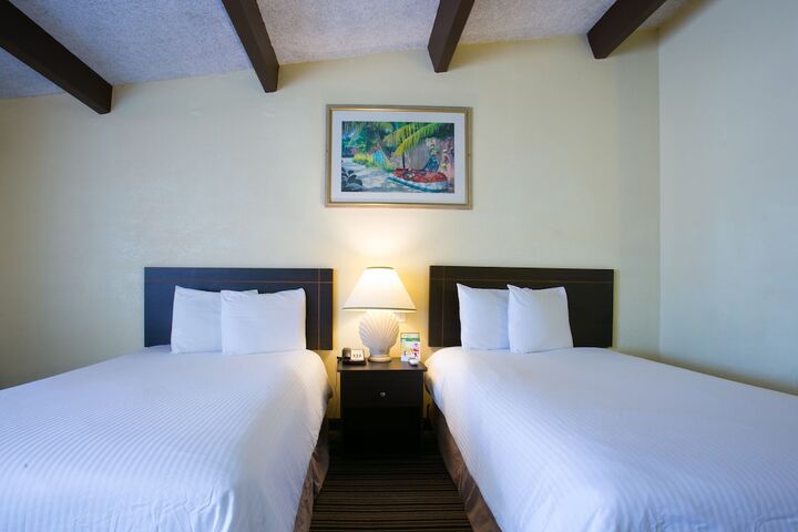 Room 8 of 23