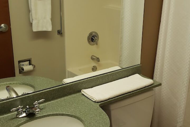 Room 15 of 42
