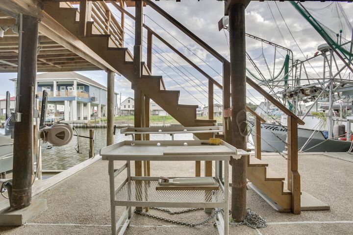 Private Dock Lanai: Bayou Retreat in Barataria!