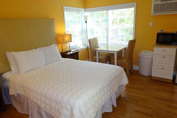 Room 95 of 141