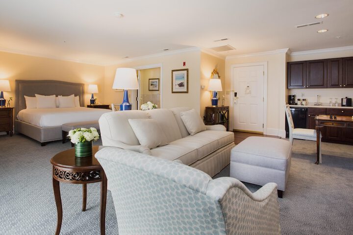 The Bellmoor Inn & Spa