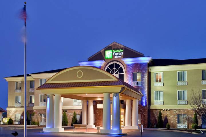 Hotel 4 of 59