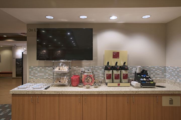 Breakfast/Coffee Service 24 of 26