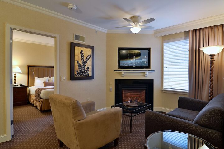 Room 50 of 80