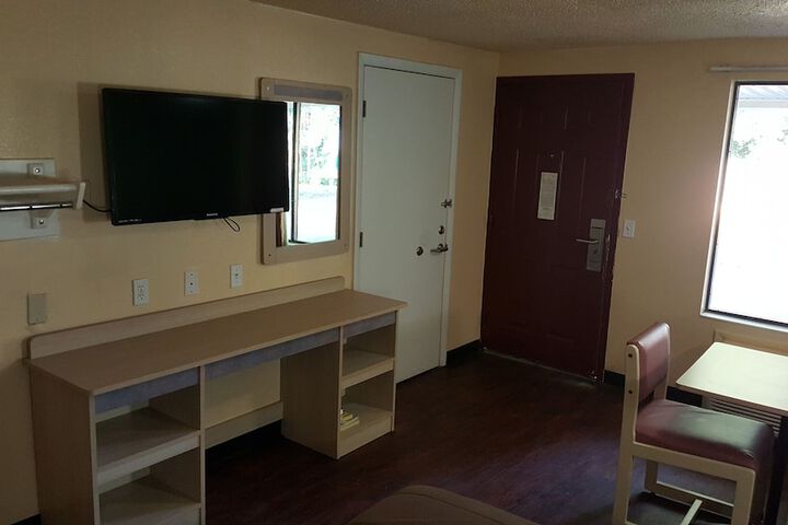 Room 19 of 31
