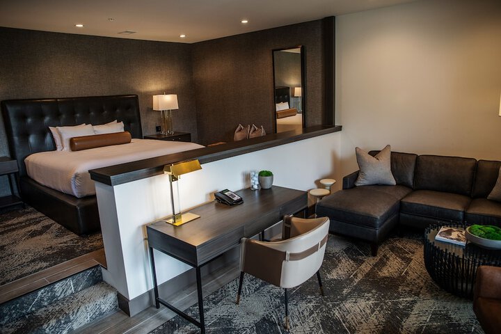 Room 12 of 41