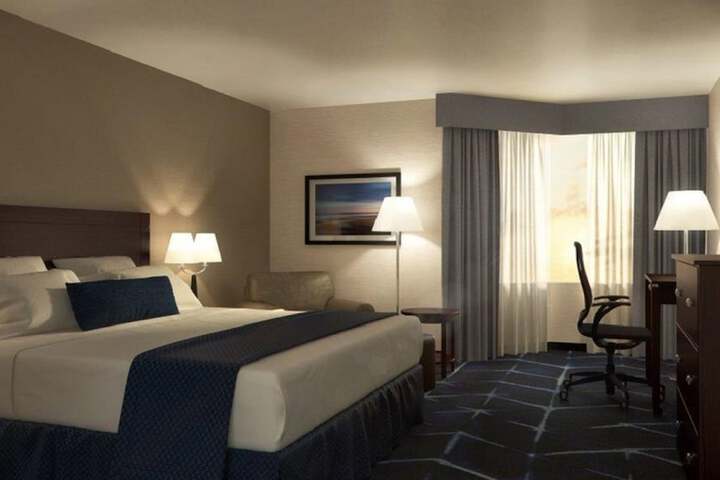 Room 16 of 35