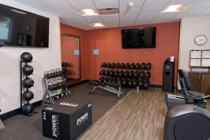 Hampton Inn & Suites Erie Bayfront
