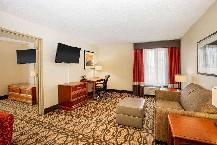 La Quinta Inn & Suites by Wyndham North Platte