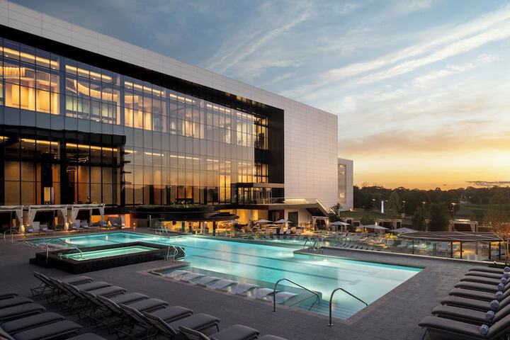 Loews Arlington