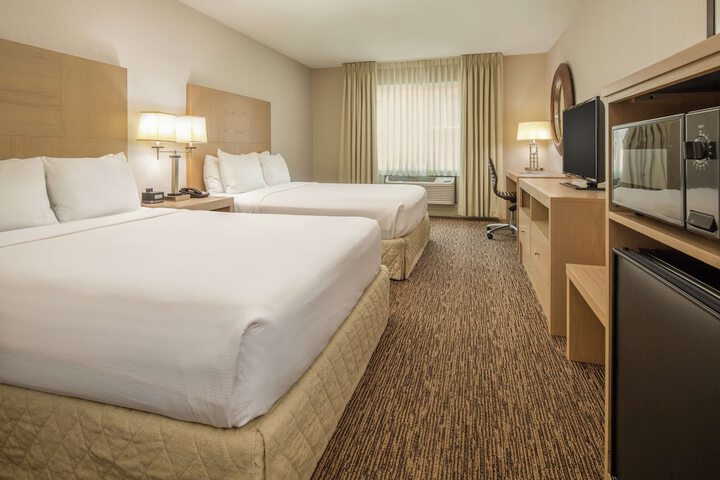 Room 6 of 34