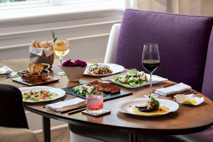 Dining 64 of 105