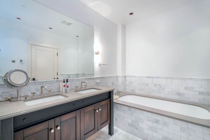 Element 52 Auberge Collection