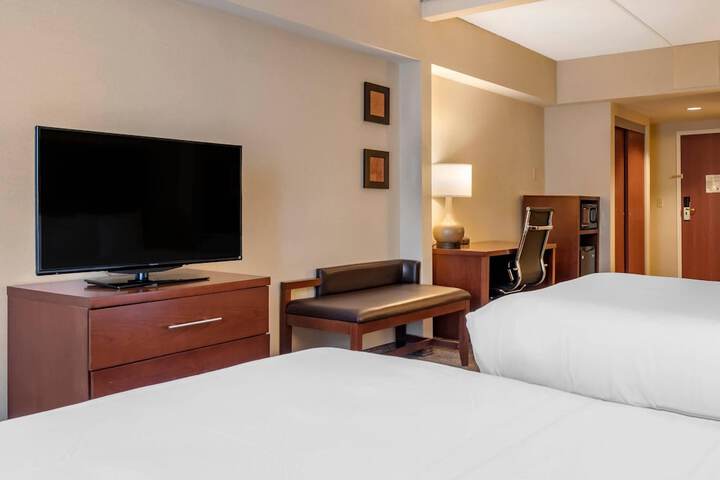 Comfort Suites Downtown Carlisle