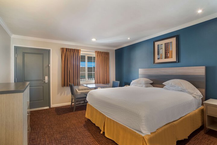 Room 20 of 24