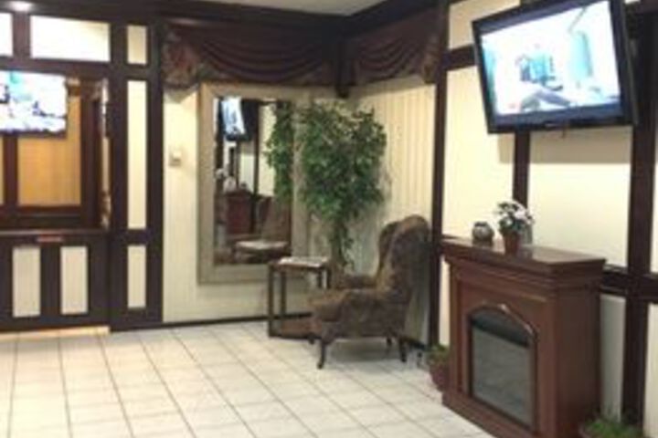 Travelodge by Wyndham Conference Centre & Suites Whitecourt