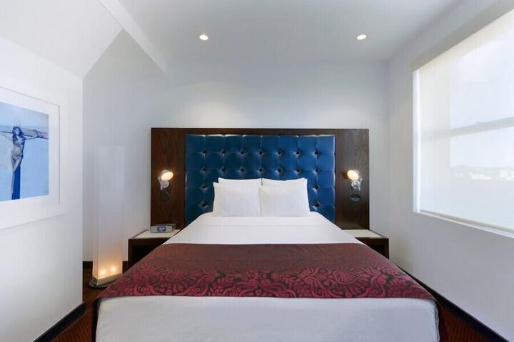Room 42 of 55