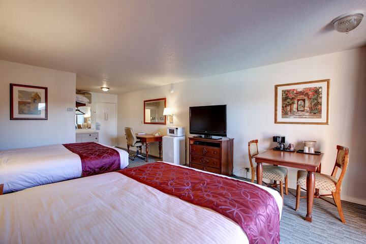Desert Hot Springs Spa Hotel