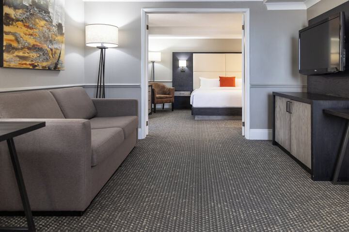 Room 105 of 354