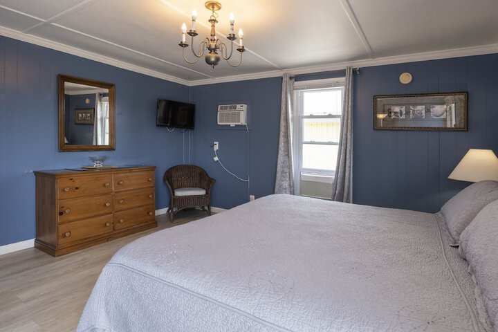 Room 223 of 309