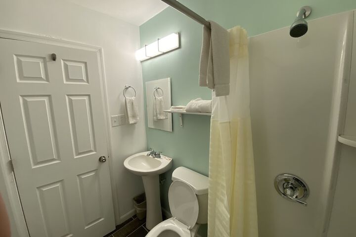 Room 12 of 15
