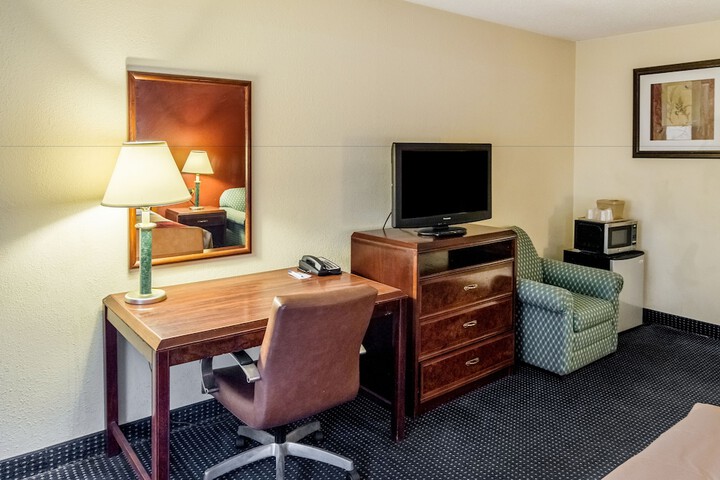 Room 29 of 49