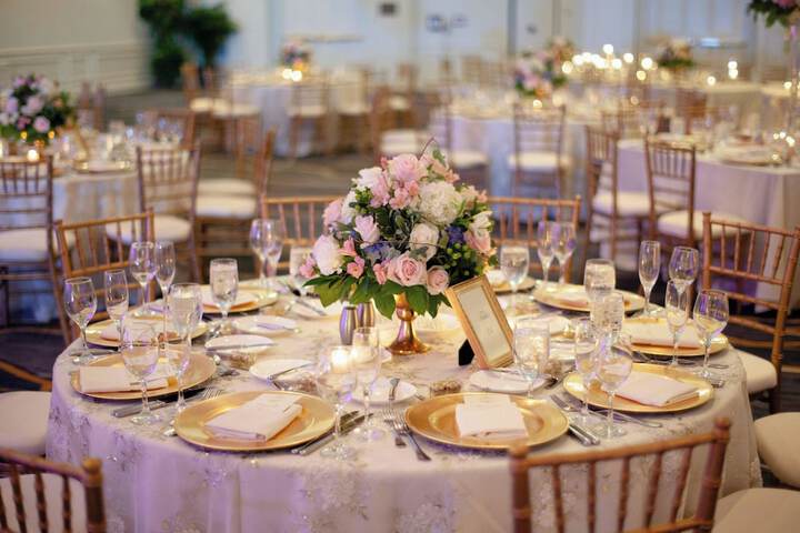 Ballroom/Hall 82 of 86