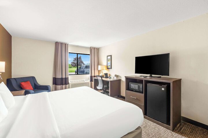 Room 15 of 42