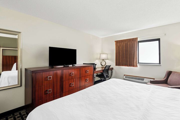 Room 25 of 30
