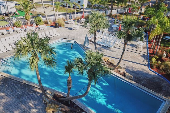 Pool 12 of 44