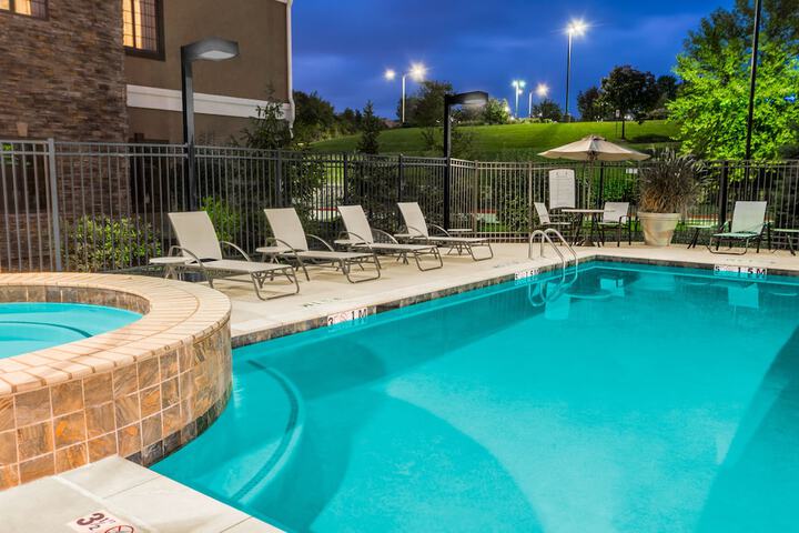 Staybridge Suites Kansas City - Independence by IHG
